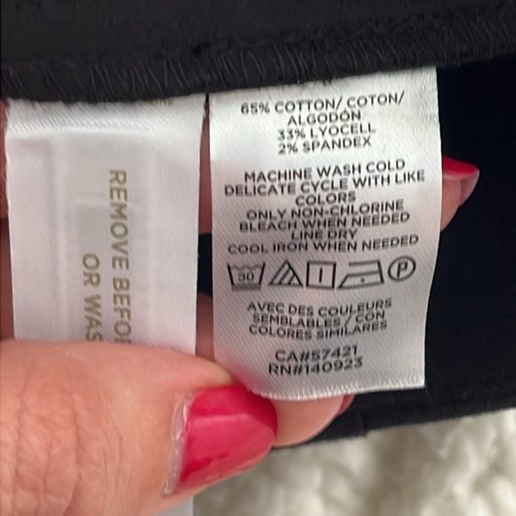 LOFT Cotton 4” Black Shorts, Size 12, Curvy Fit - Picture 5 of 5